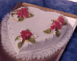 Wedding cake food and drinks
