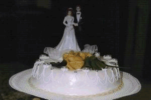 Wedding cake food and drinks